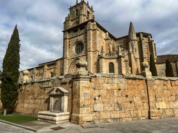 Colegiata Sasamón